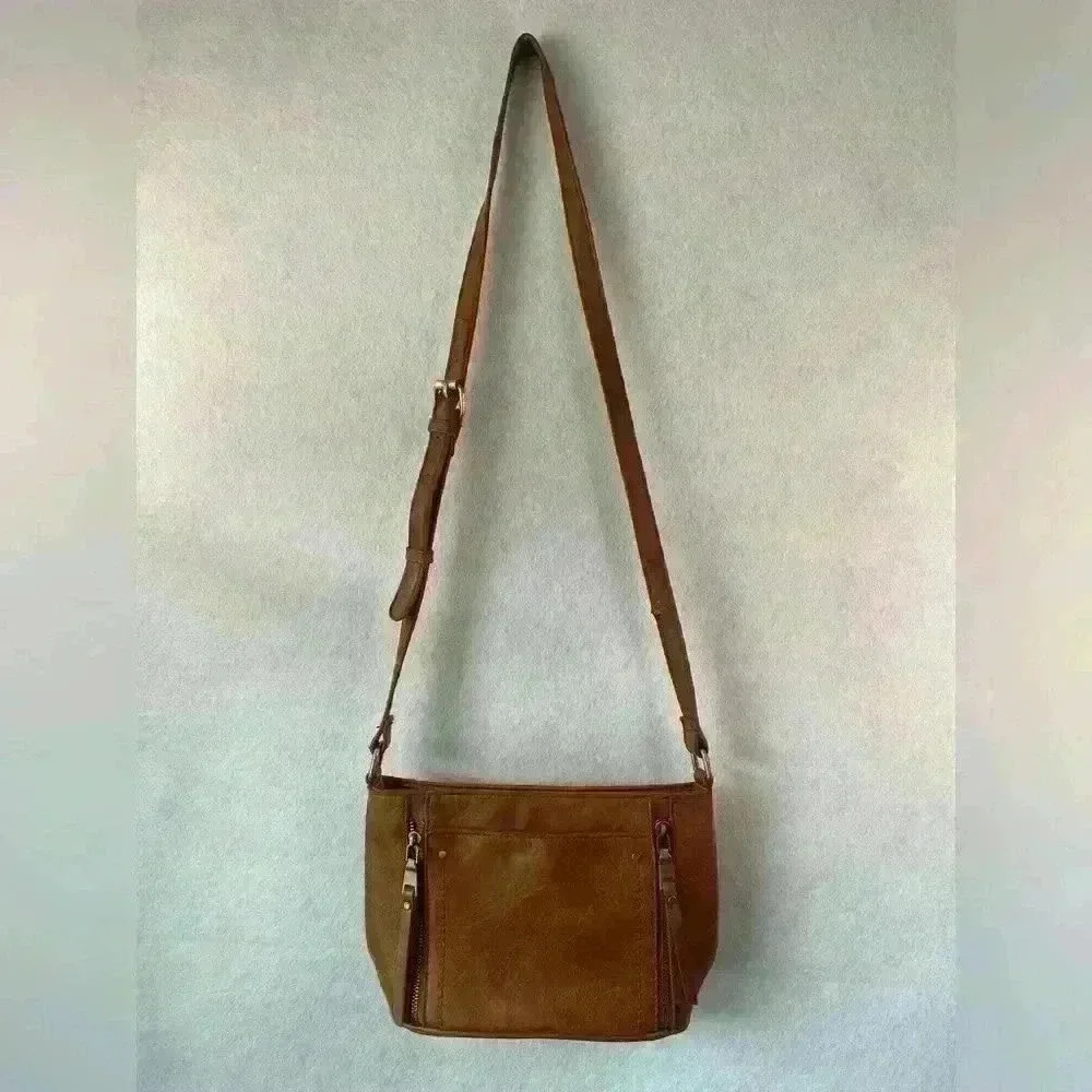 Altar’d State Women’s Brown Vegan Leather Crossbody Bucket Bag - Picture 2 of 11